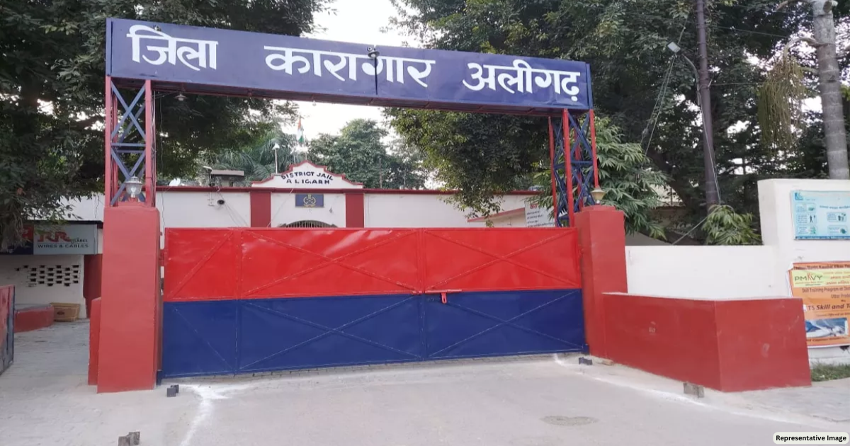Uttar Pradesh: Ban imposed on wearing of smart bands and watches inside Aligarh Jail
